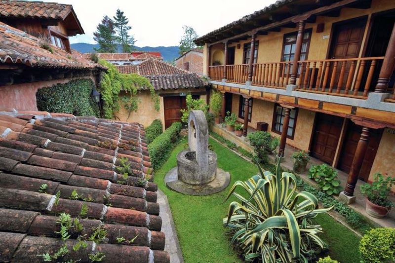 Jardin de l'hôtel Casa Vieja à San Cristobal de las Casas - Mexique | Au Tigre Vanillé