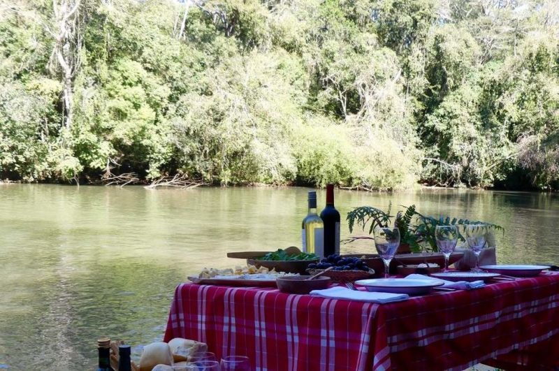 Dîner sur le fleuve Parana - Argentine | Au Tigre Vanillé