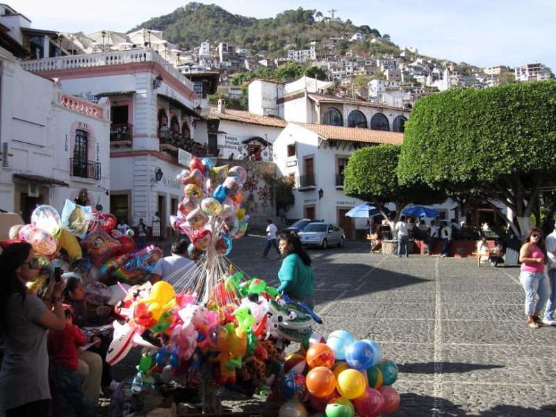 taxco-architecture-coloniale-mexique Halte dans la ville de Taxco - Mexique | Au Tigre Vanillé