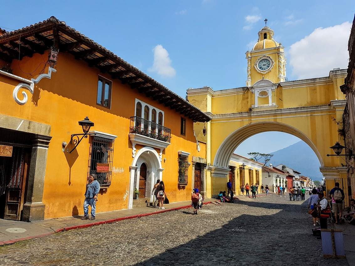 Apprécier l'architecture coloniale d'Antigua - Guatemala | Au Tigre Vanillé