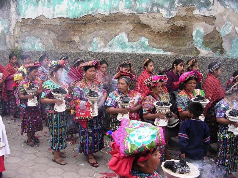 Participer à une cérémonie maya en hommage à Maximon - Guatemala | Au Tigre Vanillé