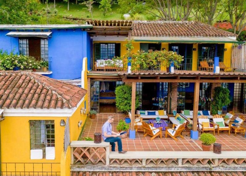 Terrasse de l'hôtel Casa Palopo sur le bord du lac Atitlan - Guatemala | Au Tigre Vanillé