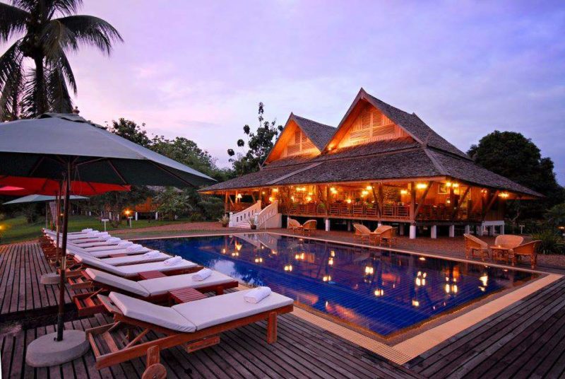 Piscine de La Folie Lodge à Champassak - Laos | Au Tigre Vanillé