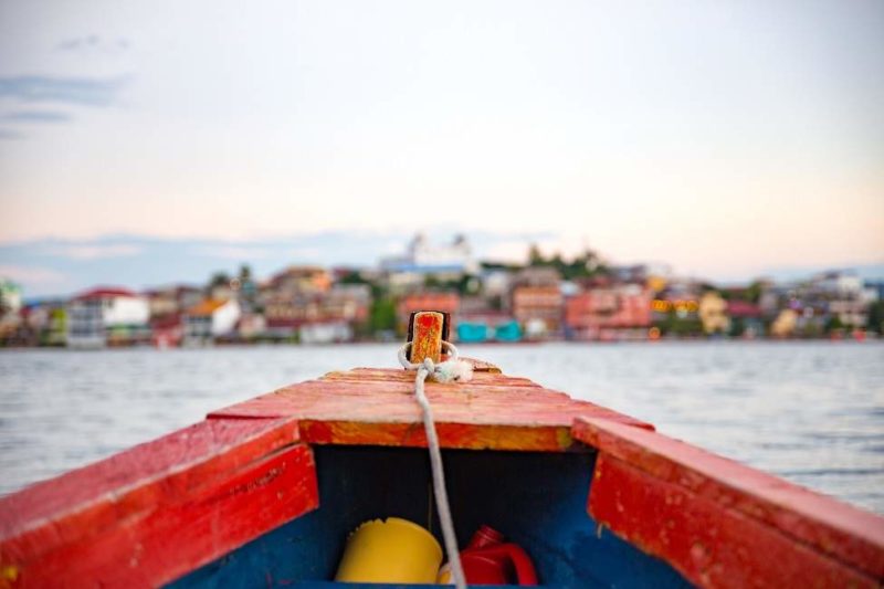 Navigation sur le lac Petén Itza - Guatemala | Au Tigre Vanillé