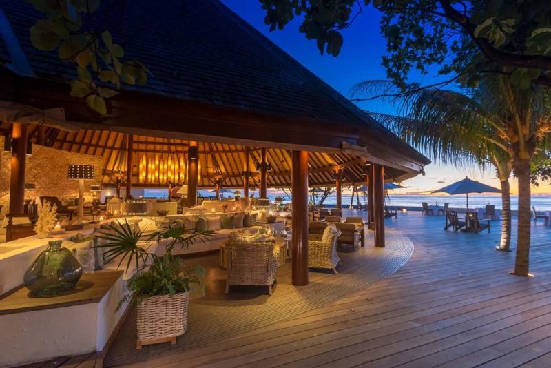 Bar avec vue sur l'océan à Denis Island - Seychelles | Au Tigre Vanillé