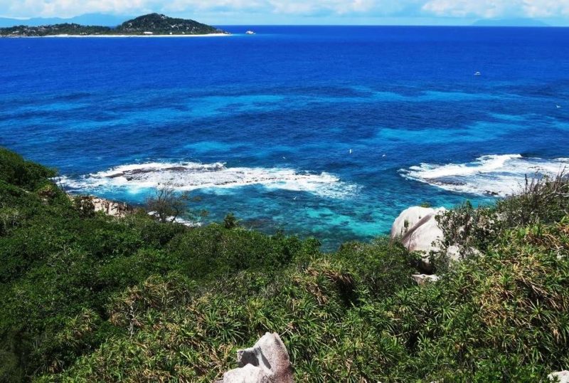 Randonnée de plage en plage sur l'île de La Digue - Seychelles | Au Tigre Vanillé