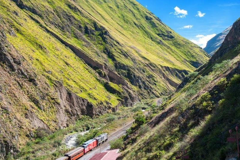 Voyager à bord du train Nariz del Diablo à Cuenca - Equateur | Au Tigre Vanillé