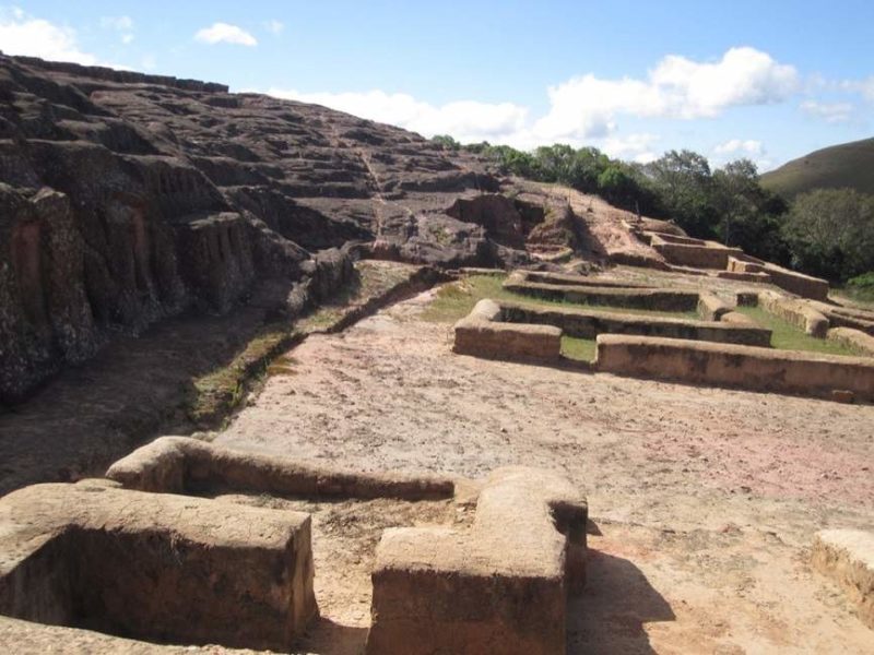 Forteresse archéologique de Samaipata - Bolivie | Au Tigre Vanillé