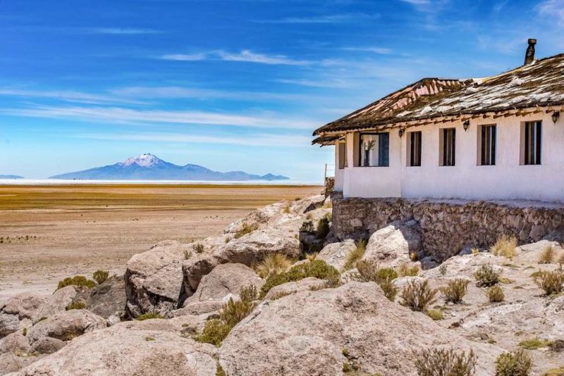 Vue depuis l'hotel Luna Salada dans le désert de sel d'Uyuni- Bolivie | Au Tigre Vanillé