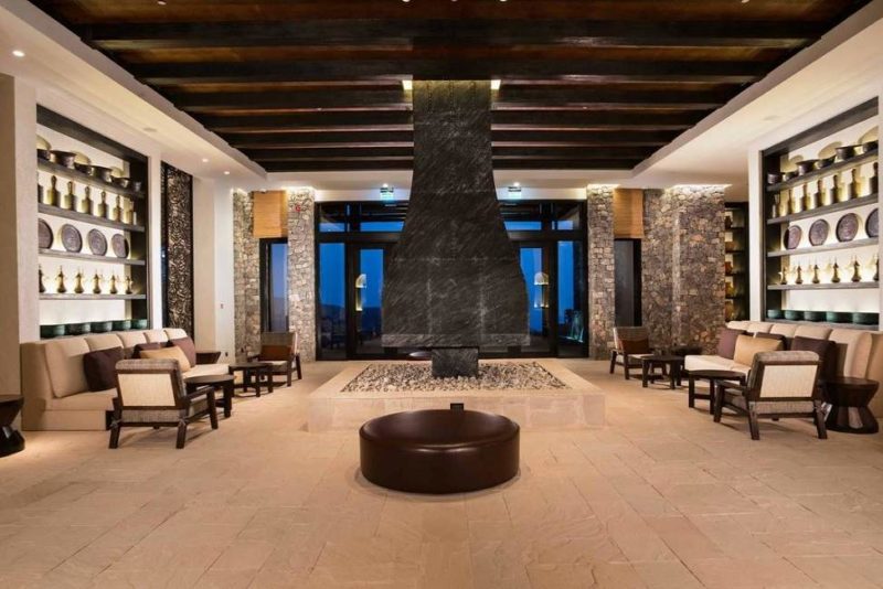 Lobby de l'hôtel Alila dans le Jebel Akhdar - Oman | Au Tigre Vanillé