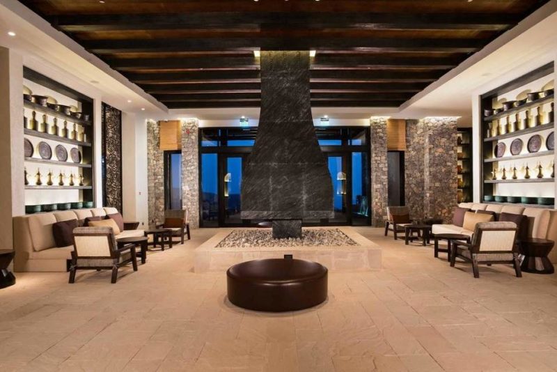 Lobby de l'hôtel Alila dans le Jebel Akhdar - Oman | Au Tigre Vanillé