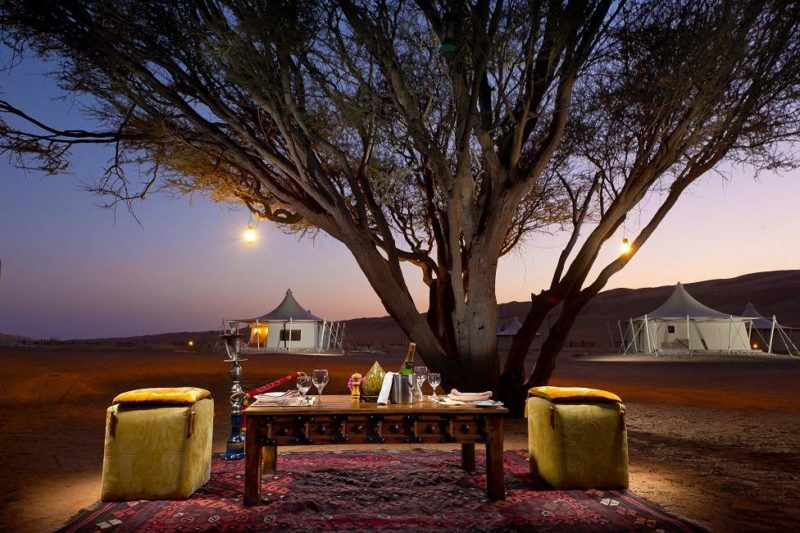 Diner au Desert Night Camp dans le désert du Wahiba - Oman | Au Tigre Vanillé