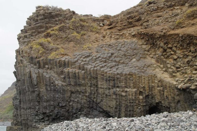 Falaise volcanique à La Gomera - Îles Canaries | Au Tigre Vanillé