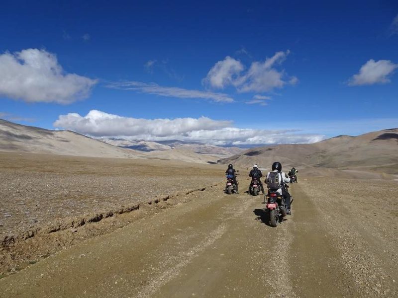 En moto sur la route de l'Everest - Tibet | Au Tigre Vanillé