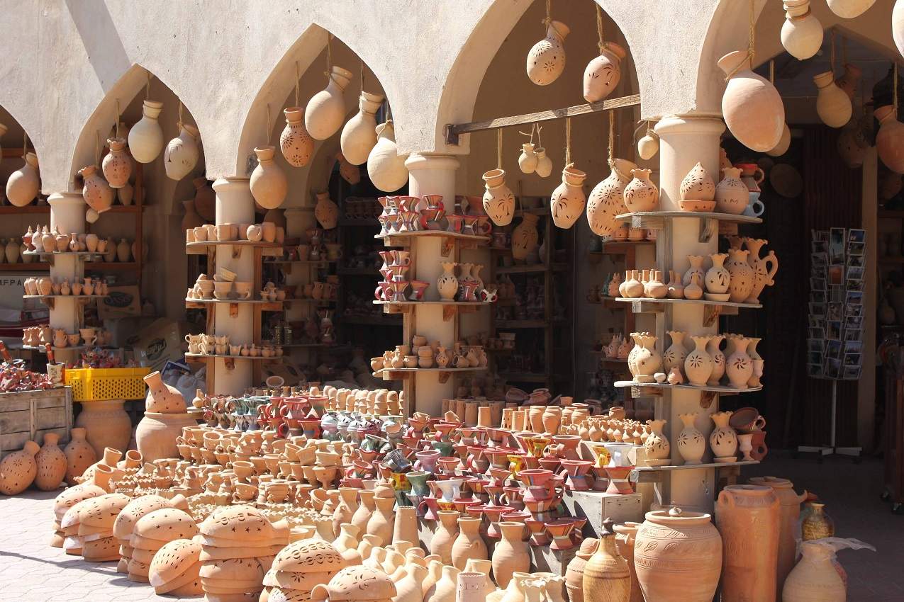 Marché de poteries et artisanat à Nizwa - Oman | Au Tigre Vanillé
