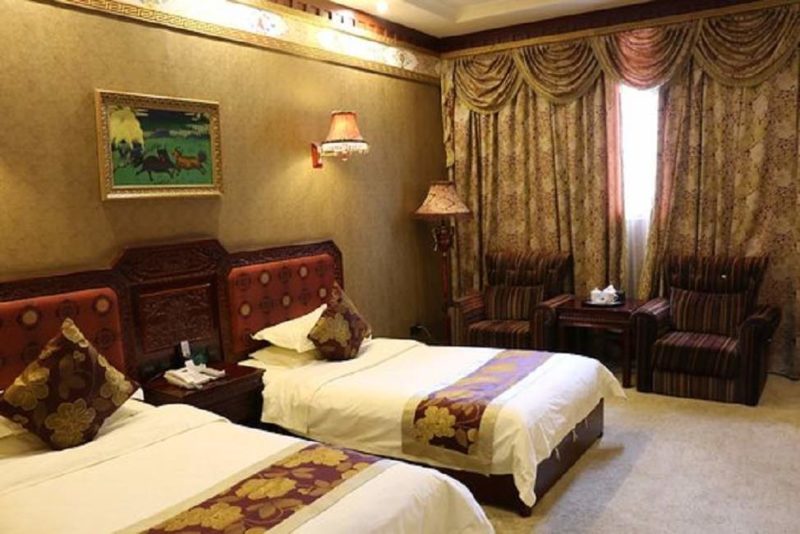Chambre de l'hôtel Tashi Choedar à Shigatse - Tibet | Au Tigre Vanillé