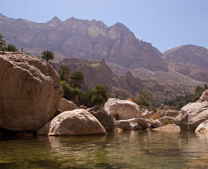 wadi-tiwi-randonner-palmeraie-oman Trekking jusqu'au Wadi Tiwi - Oman | Au Tigre Vanillé