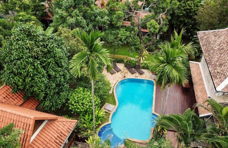 Piscine de l'hôtel Baan Orapin à Chiang Mai - Thaïlande | Au Tigre Vanillé