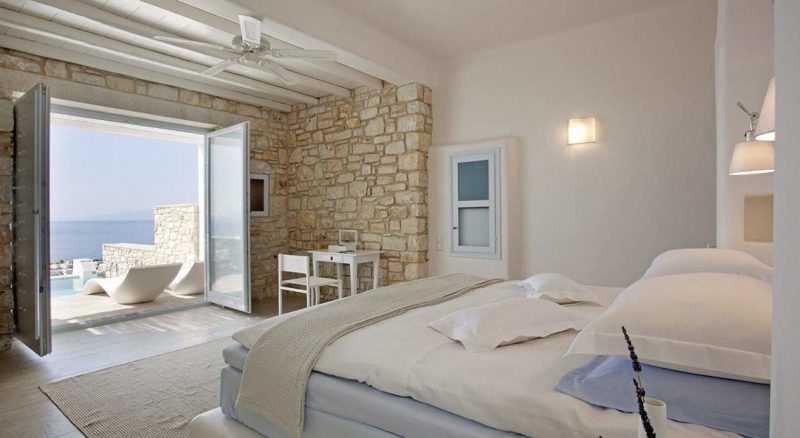 Chambre avec vue mer de l'hôtel Calme à Paros dans les Cyclades - Grèce | Au Tigre Vanillé