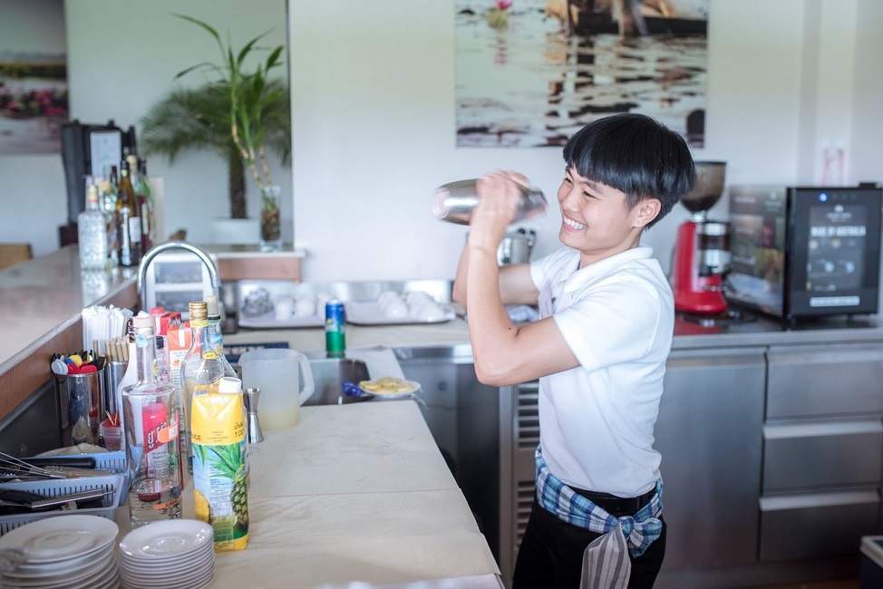 Cuisinier de l'école hotelière de Pimali à Nong Khai - Thaïlande | Au Tigre Vanillé