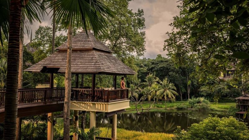 Etang de l'hôtel Four Seasons à Chiang Mai - Thailande | Au Tigre Vanillé