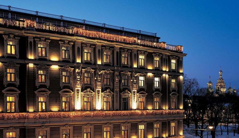Batiment de l'hôtel Belmond à St-Pétersbourg - Russie | Au Tigre Vanillé