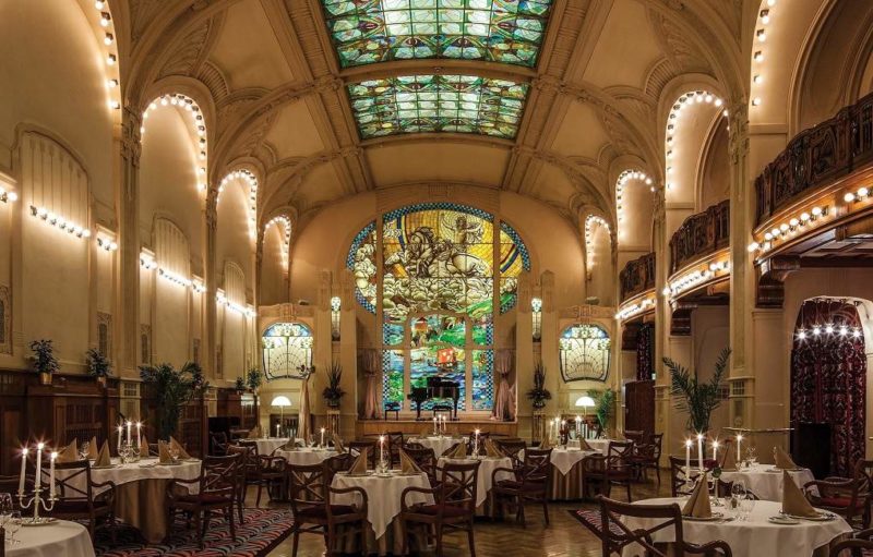 Restaurant de l'hôtel Belmond à St-Pétersbourg - Russie | Au Tigre Vanillé