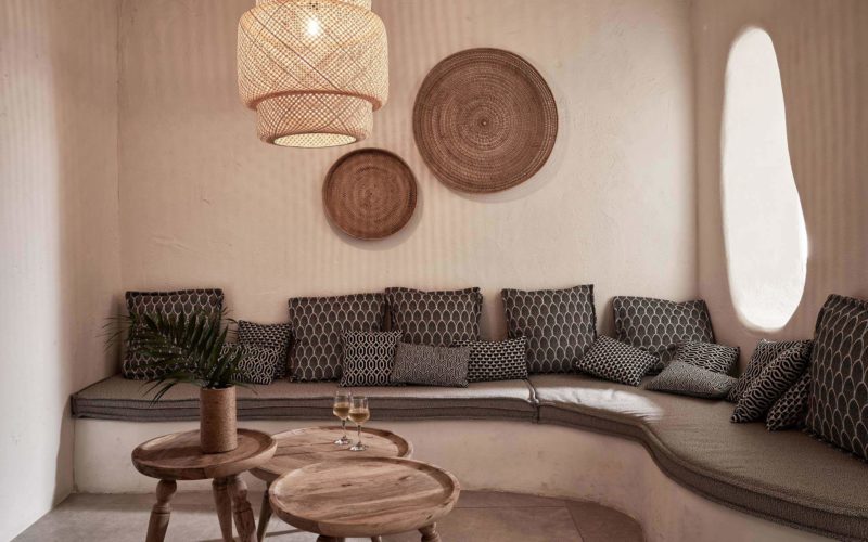 Salon de l'hôtel Naxian Utopia à Naxos dans les Cyclades - Grèce | Au Tigre Vanillé