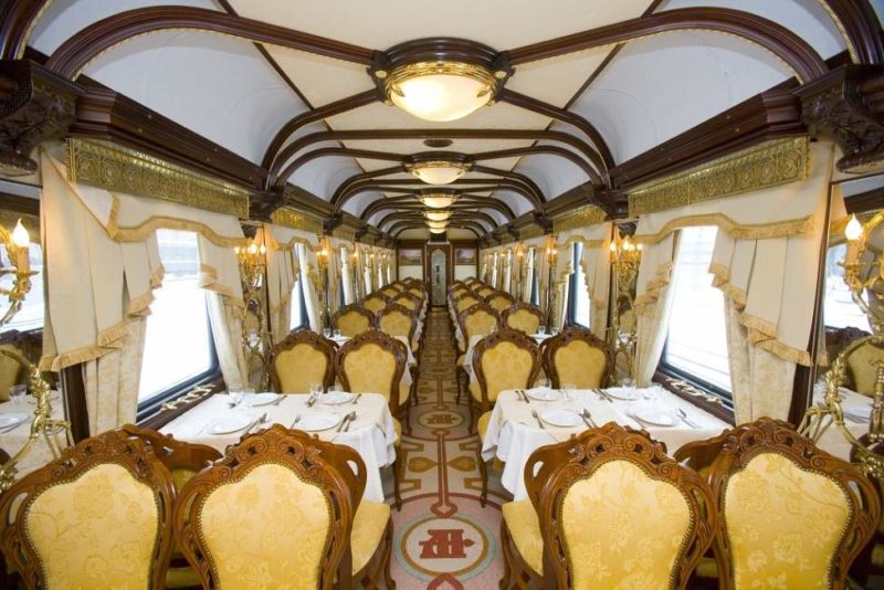 Wagon restaurant du train Imperial Russia - Transsibérien - Russie | Au Tigre Vanillé