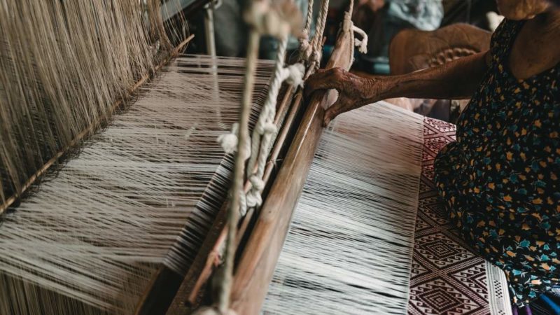 Tissage de la soie de façon artisanale à Khon kaen - Thaïlande | Au Tigre Vanillé