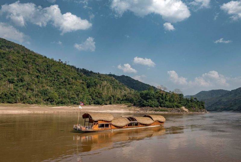 Naviguer sur le Mékong à bord du bateau Mekong Kingdom à Luang Prabang - Laos | Au Tigre Vanillé