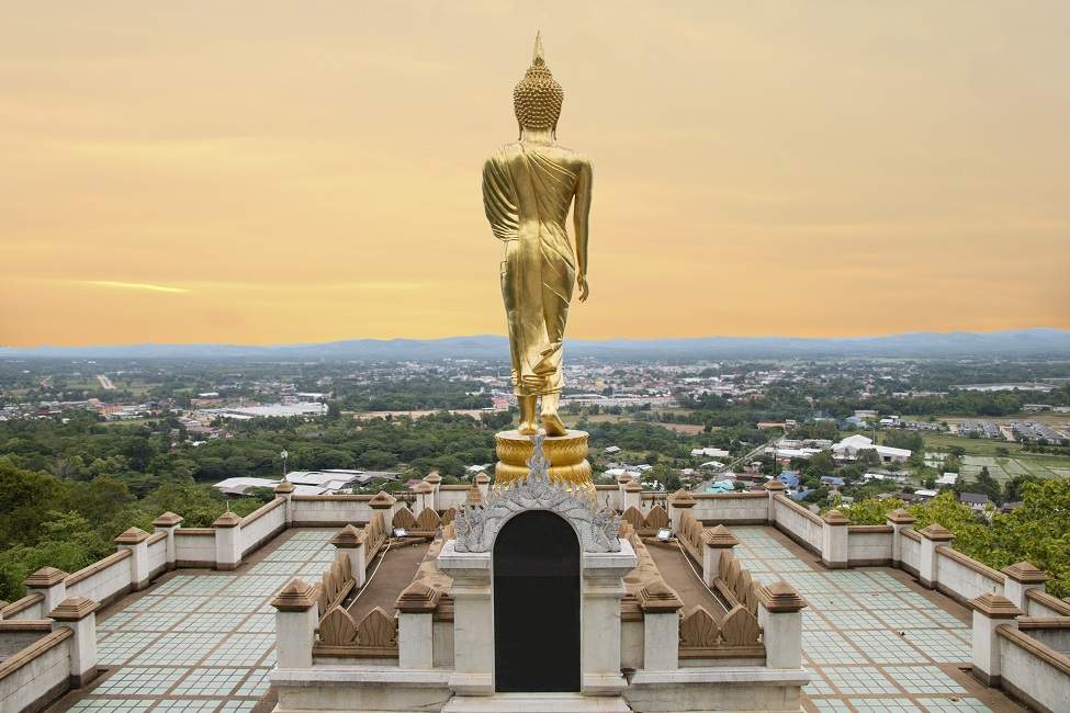 Temples bouddhiste en or et flanerie à Nan - Thailande | Au Tigre Vanillé