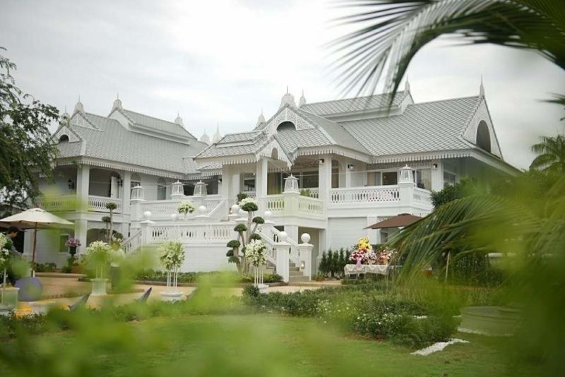 Jardin de l'hôtel Nirvanan à Nan - Thailande | Au Tigre Vanillé