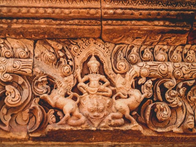 Reliefs d'un temple khmer à Buriram - Thaïlande | Au Tigre Vanillé