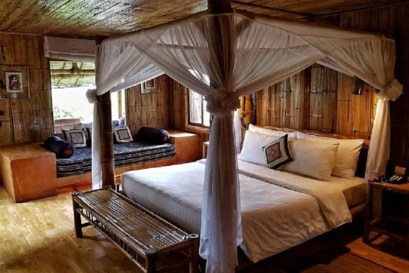 Chambre de l'hôtel Phu Chai Sai Resort à Mae Chan - Thaïlande | Au Tigre Vanillé