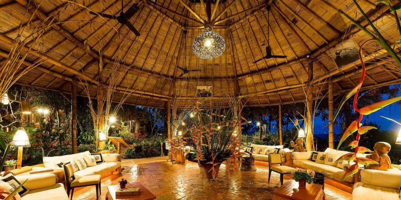 Lobby de l'hôtel Phuchaisai Resort à Mae Chan - Thailande | Au Tigre Vanillé