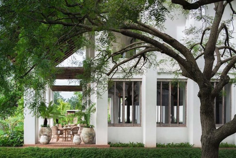 Terrasse de l'hôtel Raya heritage à Chiang Mai - Thailande | Au Tigre Vanillé