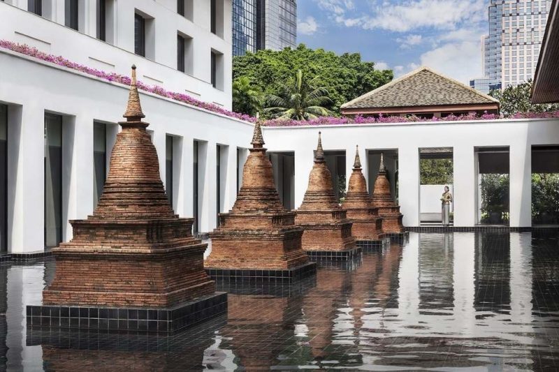 Piscine de l'hôtel Sukhotai à Bangkok - Thailande | Au Tigre Vanillé