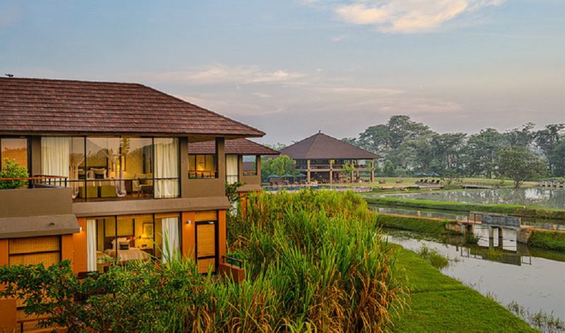 Façade de l'hotel Water Garden à Sigiriya - Sri Lanka | Au Tigre Vanillé