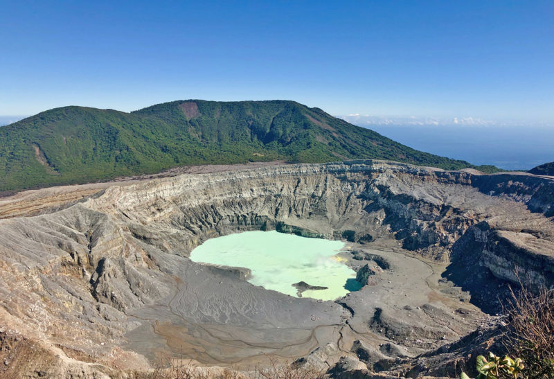 Volcan Poas, Costa Rica Volcan Poas - Costa Rica | Au Tigre Vanillé