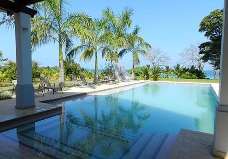 Piscine de l'hôtel Ballenas dans l'archipel Las Perlas - Panama | Au Tigre Vanillé