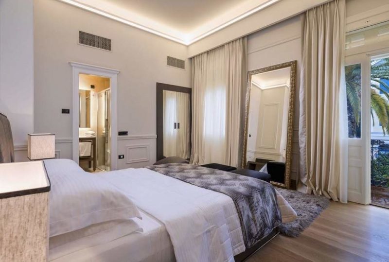 Chambre de l'hôtel 3 sisxty à Nauplie dans le Peloponnèse - Grèce | Au Tigre Vanillé
