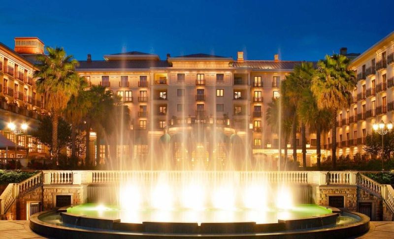 Jardin de l'hôtel Sheraton à Addis- Abeba - Éthiopie | Au Tigre Vanillé