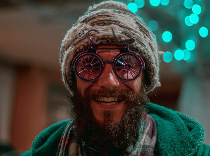 Portrait d'un guide touristique de circuit à vélo à Ispahan - Iran | Au Tigre Vanillé