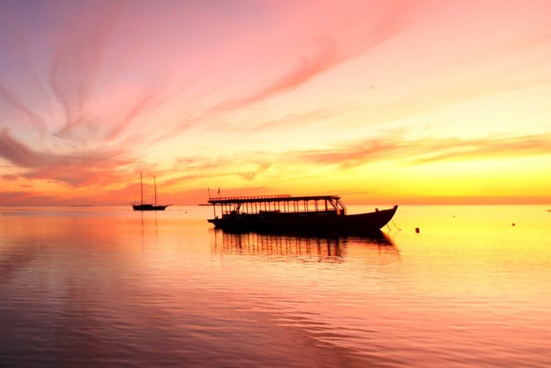 Croisière au coucher du soleil depuis l'hôtel Mihiri - Maldives | Au Tigre Vanillé