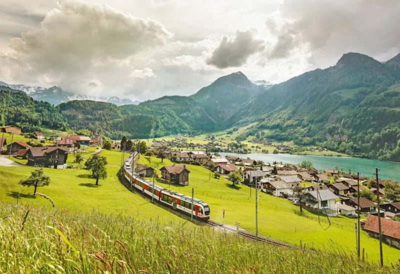 Train Interlaken Luzern express | Au Tigre Vanillé