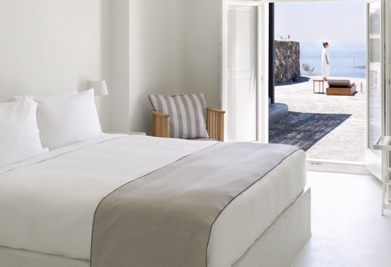 Chambre, Nafsika Estate, Santorin, Grèce | Au Tigre Vanillé