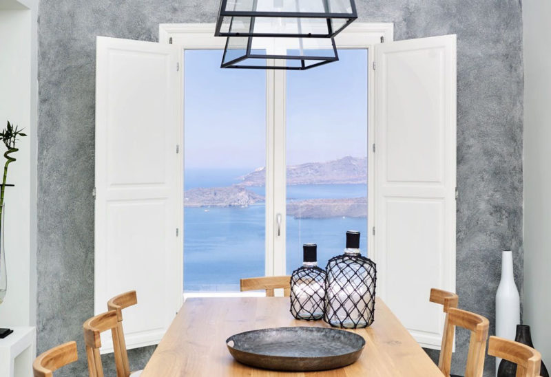 Salle à manger, Nafsika Estate, Santorin, Grèce | Au Tigre Vanillé