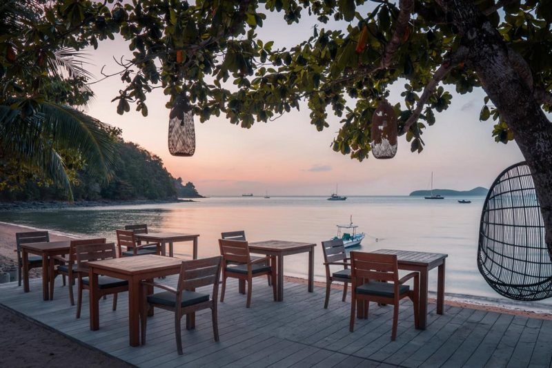 Restaurant de l'hôtel Moorings à Phuket - Thailande | Au Tigre Vanillé