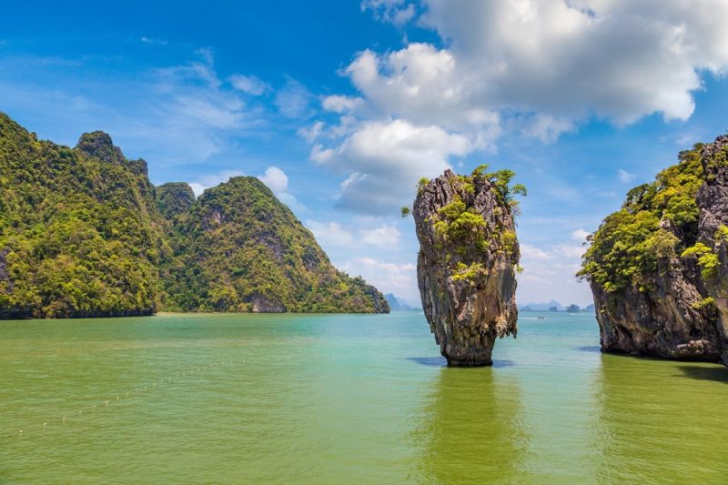 Paysage de mer et de pics karstiques à Phuket - Thailande | Au Tigre Vanillé